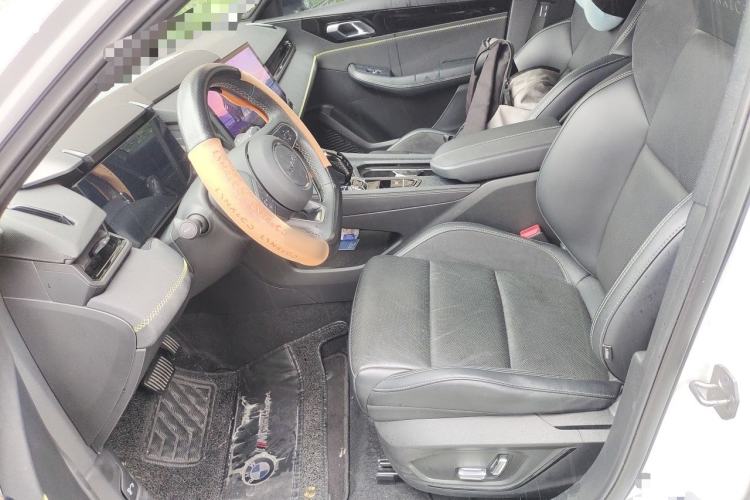 Used Lynk & Co 03 2023 2.0TD DCT JingPro Left Front Seat