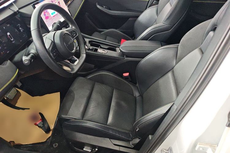 Used Lynk & Co 03 2023 1.5TD DCT JingPro Left Front Seat