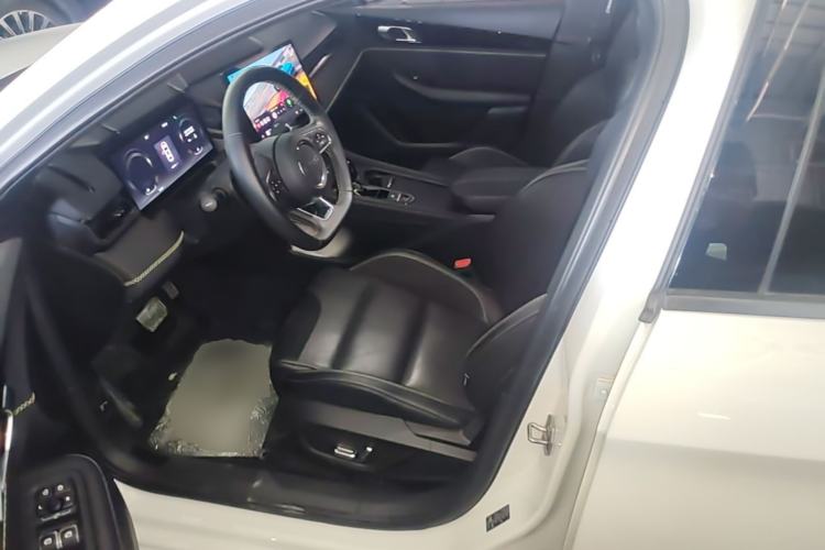 Used Lynk & Co 03 2023 1.5TD DCT JingPro Left Front Seat
