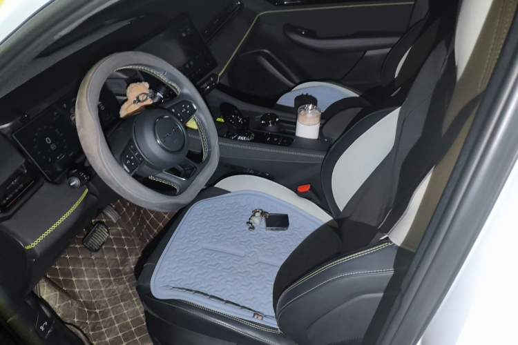 Used Lynk & Co 03 2023 1.5TD DCT JingPro Left Front Seat