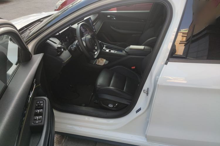 Used Lynk & Co 03 2023 1.5TD DCT JingPro Left Front Seat
