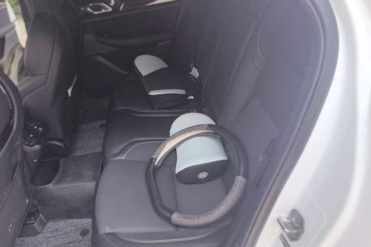 Used Lynk & Co 03 2023 1.5TD DCT JingPro Left Rear Seat