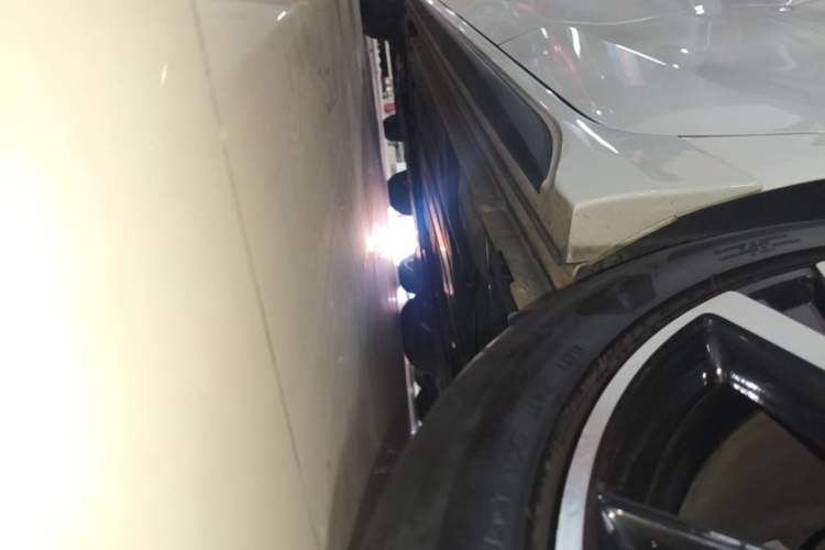 Used Lynk & Co 03 2023 2.0TD DCT JingPro Left Side Sill