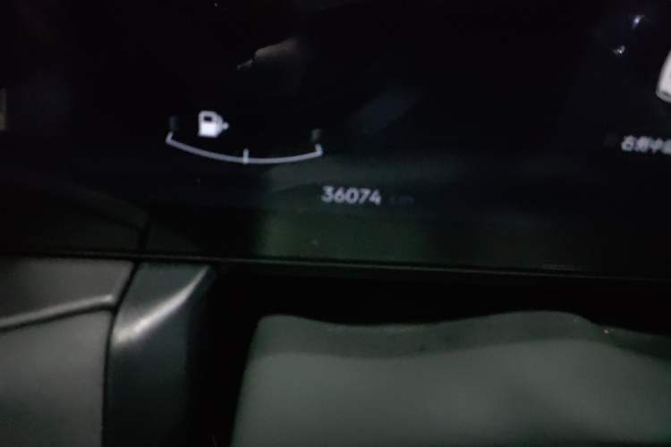 Used Lynk & Co 03 2023 1.5TD DCT JingPro Odometer Close Up