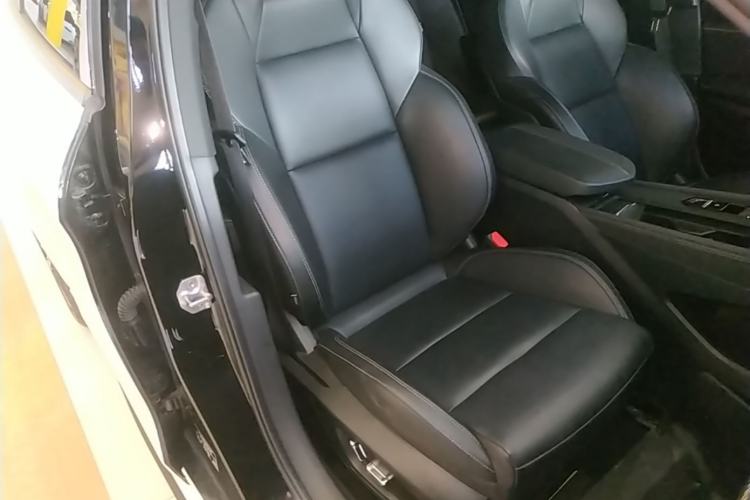 Used Lynk & Co 03 2023 1.5TD DCT JingPlus Right Front Seat
