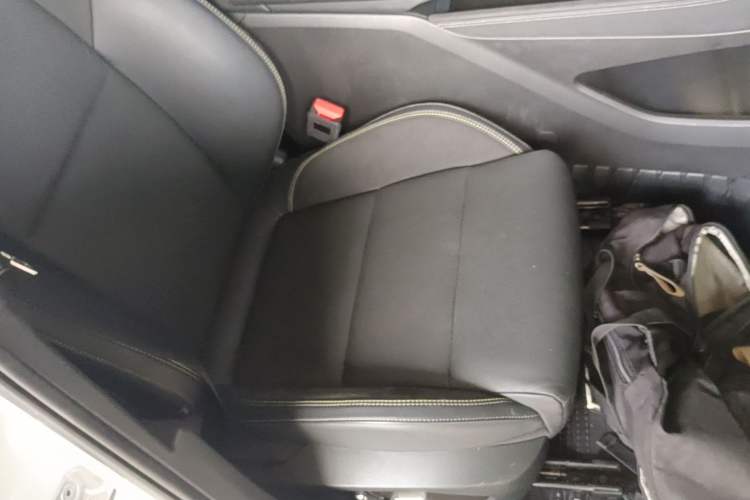 Used Lynk & Co 03 2023 1.5TD DCT JingPro Right Front Seat