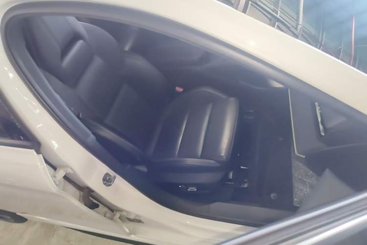 Used Lynk & Co 03 2023 1.5TD DCT JingPro Right Front Seat