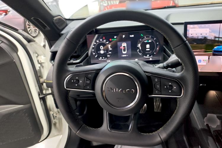 Used Lynk & Co 03 2023 1.5TD DCT JingPro Steering Wheel