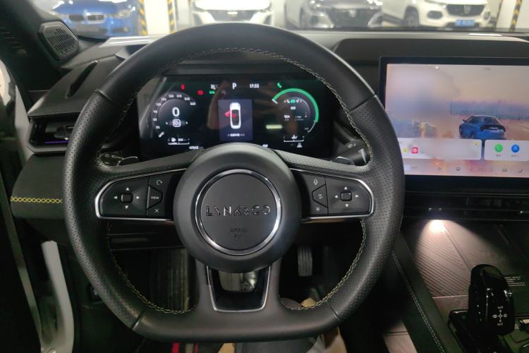 Used Lynk & Co 03 2023 2.0TD DCT JingPro Steering Wheel