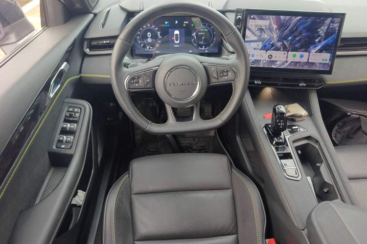 Used Lynk & Co 03 2023 2.0TD DCT JingPro Steering Wheel