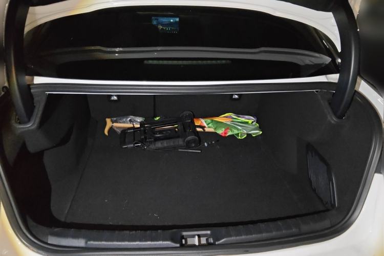 Used Lynk & Co 03  Trunk