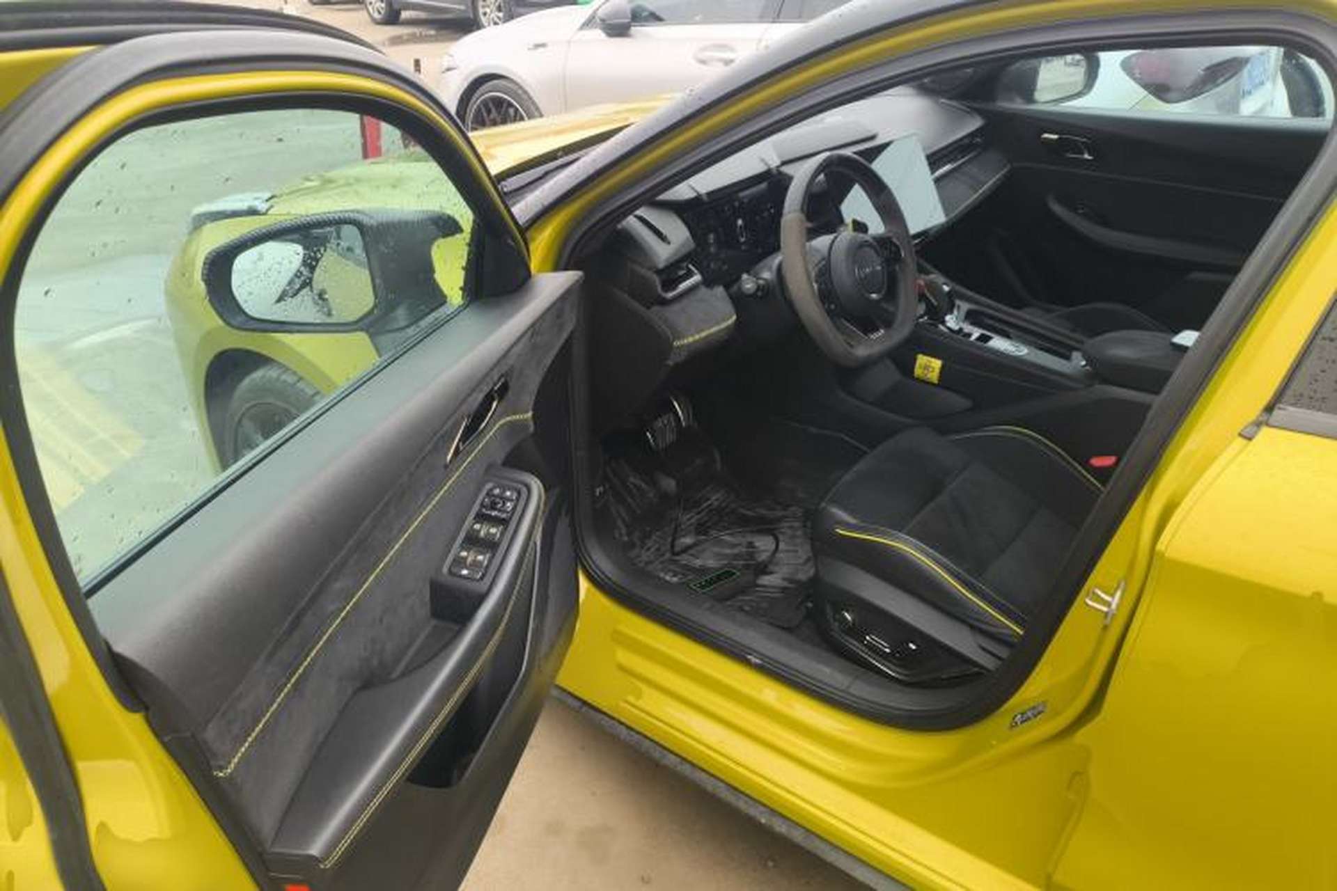 Used Lynk & Co 03 2023 03+ 2.0TD Automatic Yufeng Edition Driver Seat