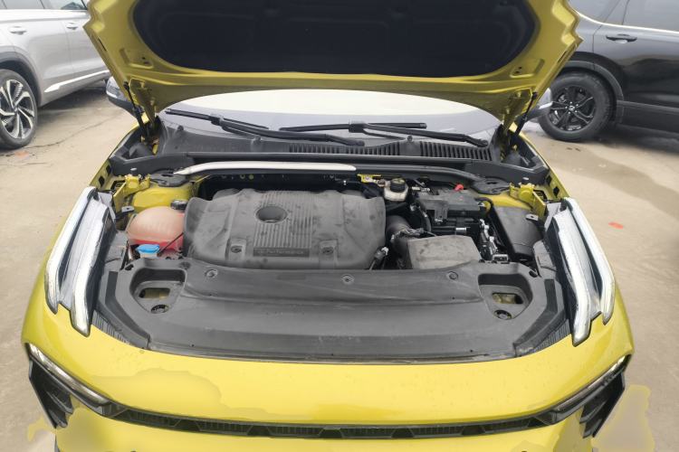 Used Lynk & Co 03 2023 03+ 2.0TD Automatic Yufeng Edition Engine Bay