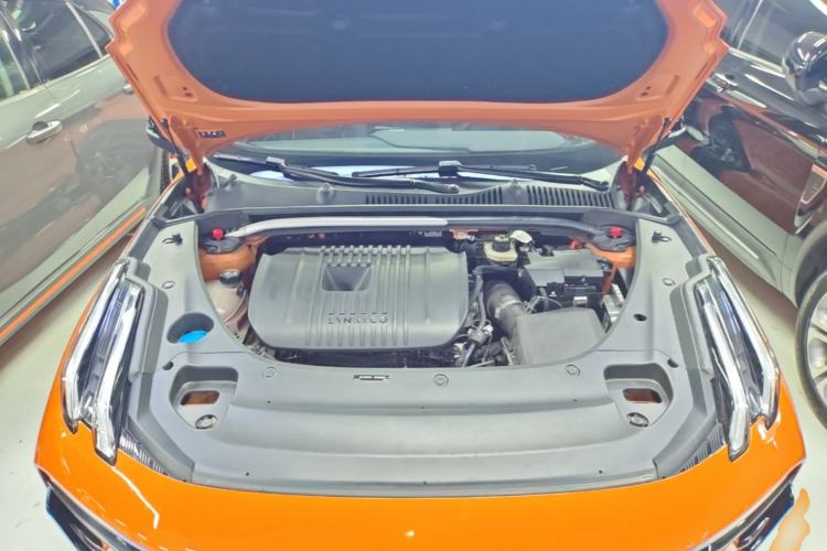 Used Lynk & Co 03 2023 2.0TD DCT JingPro Engine Bay