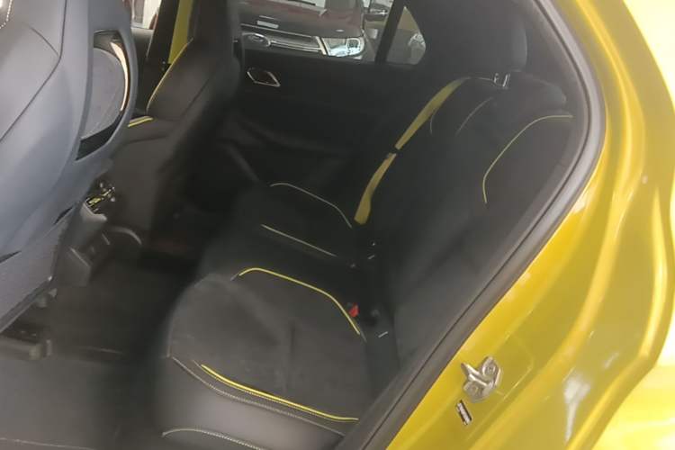 Used Lynk & Co 03 2023 03+ 2.0TD Automatic Yufeng Edition Left Rear Seat
