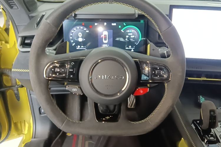 Used Lynk & Co 03 2023 03+ 2.0TD Automatic Yufeng Edition Steering Wheel