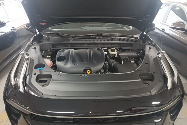 Used Lynk & Co 03 2025 1.5TD DCT Champion Edition Pro Engine Bay