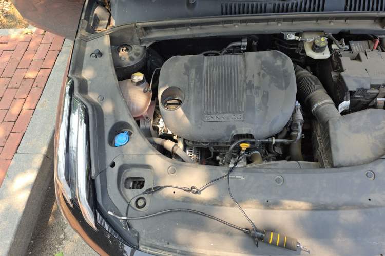 Used Lynk & Co 03 2025 1.5TD DCT Champion Edition Plus Engine Bay Right