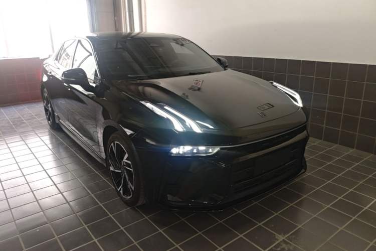 Used Lynk & Co 03 2025 1.5TD DCT Champion Edition Pro Exterior 1
