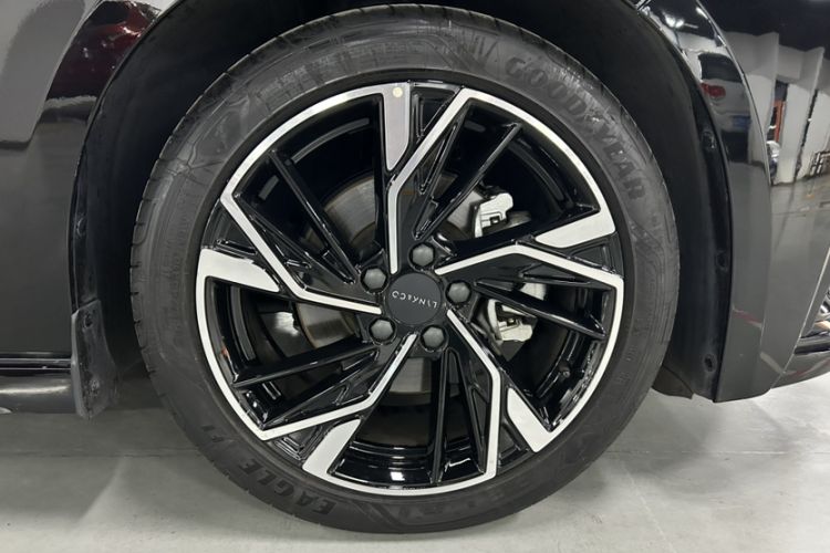 Used Lynk & Co 03 2025 1.5TD DCT Champion Edition Pro Exterior 5