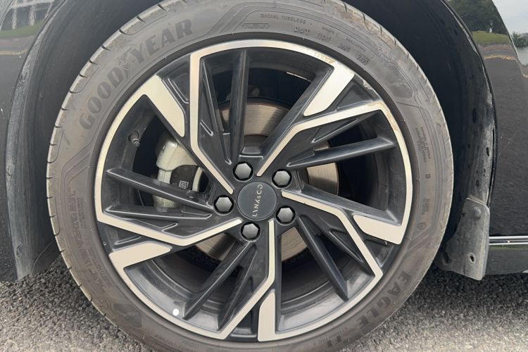 Used Lynk & Co 03 2025 1.5TD DCT Champion Edition Pro Exterior 6