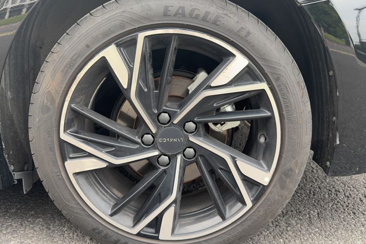 Used Lynk & Co 03 2025 1.5TD DCT Champion Edition Pro Exterior 7
