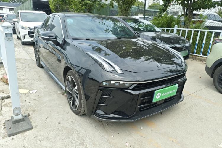 Used Lynk & Co 03 2025 1.5TD DCT Champion Edition Pro Front Right 45 Deg