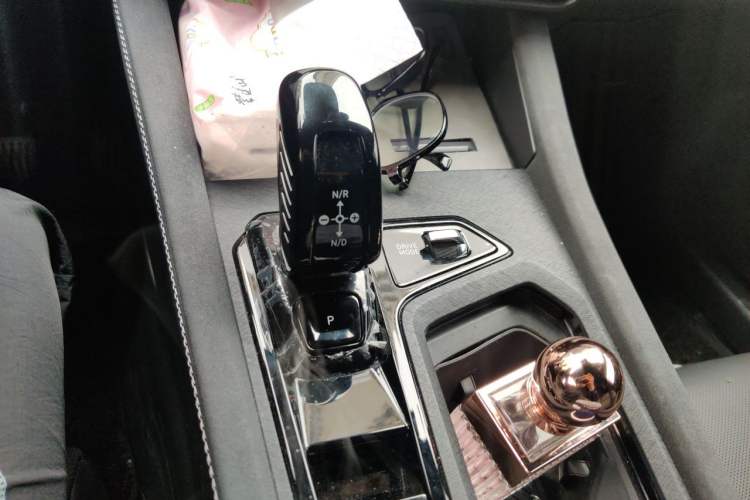 Used Lynk & Co 03 2025 2.0TD DCT Champion Edition Pro Gear Lever