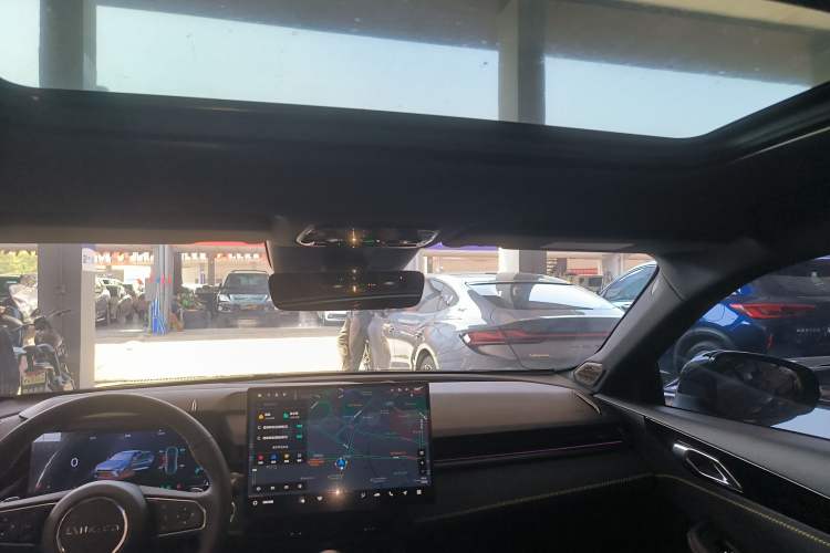 Used Lynk & Co 03 2025 1.5TD DCT Champion Edition Pro Headliner