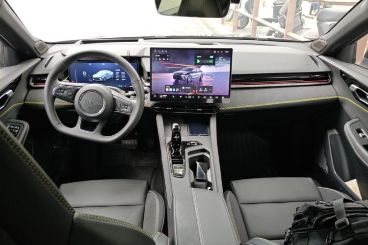 Used Lynk & Co 03 2025 2.0TD DCT Champion Edition Pro Interior 2