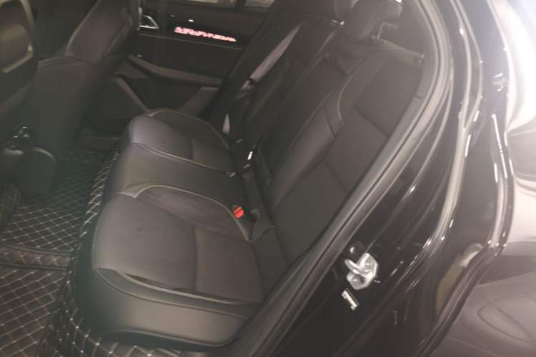 Used Lynk & Co 03 2025 1.5TD DCT Champion Edition Pro Left Rear Seat