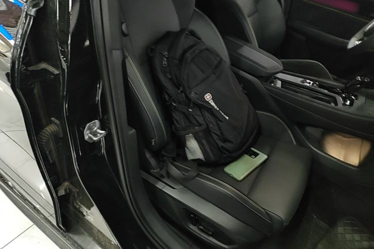 Used Lynk & Co 03 2025 2.0TD DCT Champion Edition Pro Right Front Seat