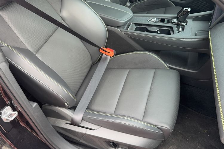 Used Lynk & Co 03 2025 1.5TD DCT Champion Edition Pro Right Front Seat