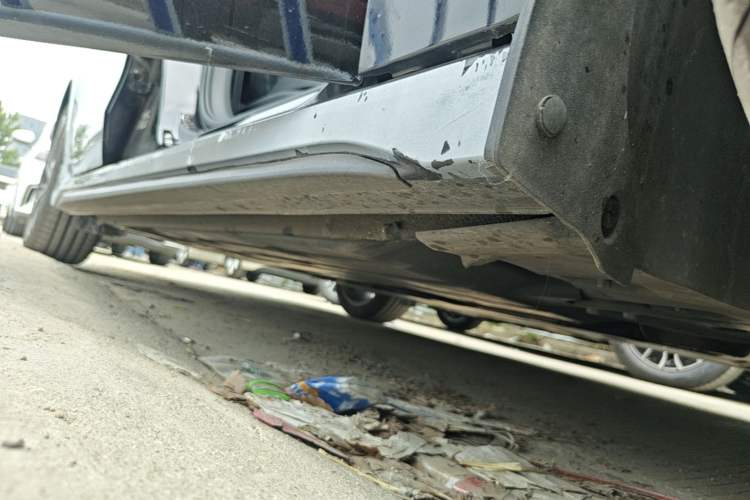 Used Lynk & Co 03 2025 1.5TD DCT Champion Edition Pro Right Side Sill