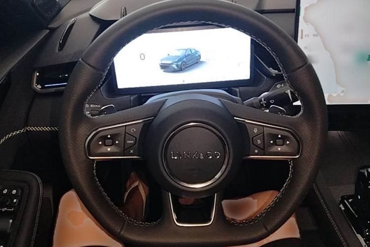 Used Lynk & Co 03 2025 2.0TD DCT Champion Edition Pro Steering Wheel