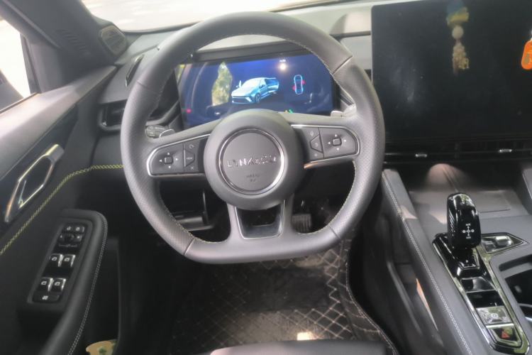 Used Lynk & Co 03 2025 1.5TD DCT Champion Edition Pro Steering Wheel