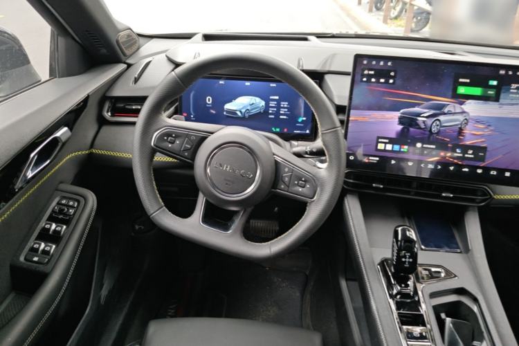 Used Lynk & Co 03 2025 2.0TD DCT Champion Edition Pro Steering Wheel