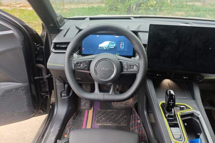 Used Lynk & Co 03 2025 1.5TD DCT Champion Edition Pro Steering Wheel
