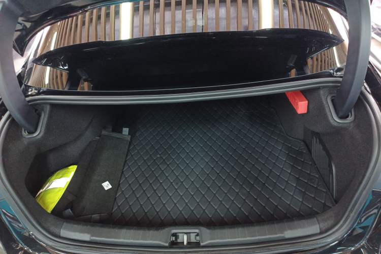 Used Lynk & Co 03 2025 2.0TD DCT Champion Edition Pro Trunk