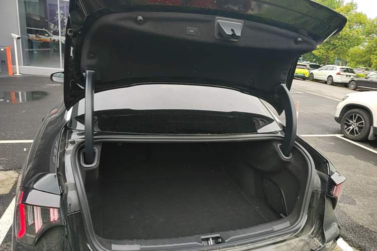 Used Lynk & Co 03 2025 2.0TD DCT Champion Edition Pro Trunk