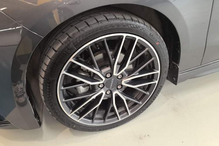Used Lynk & Co 03 2025 2.0TD DCT Champion Edition Pro Exterior 4