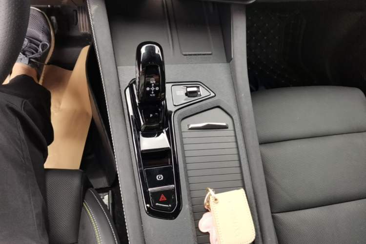 Used Lynk & Co 03 2025 1.5TD DCT Champion Edition Pro Gear Lever