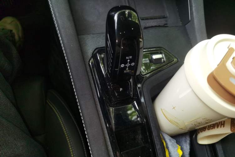Used Lynk & Co 03 2025 2.0TD DCT Champion Edition Pro Gear Lever