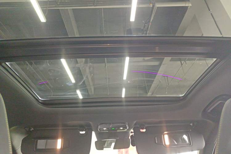 Used Lynk & Co 03 2025 1.5TD DCT Champion Edition Pro Headliner