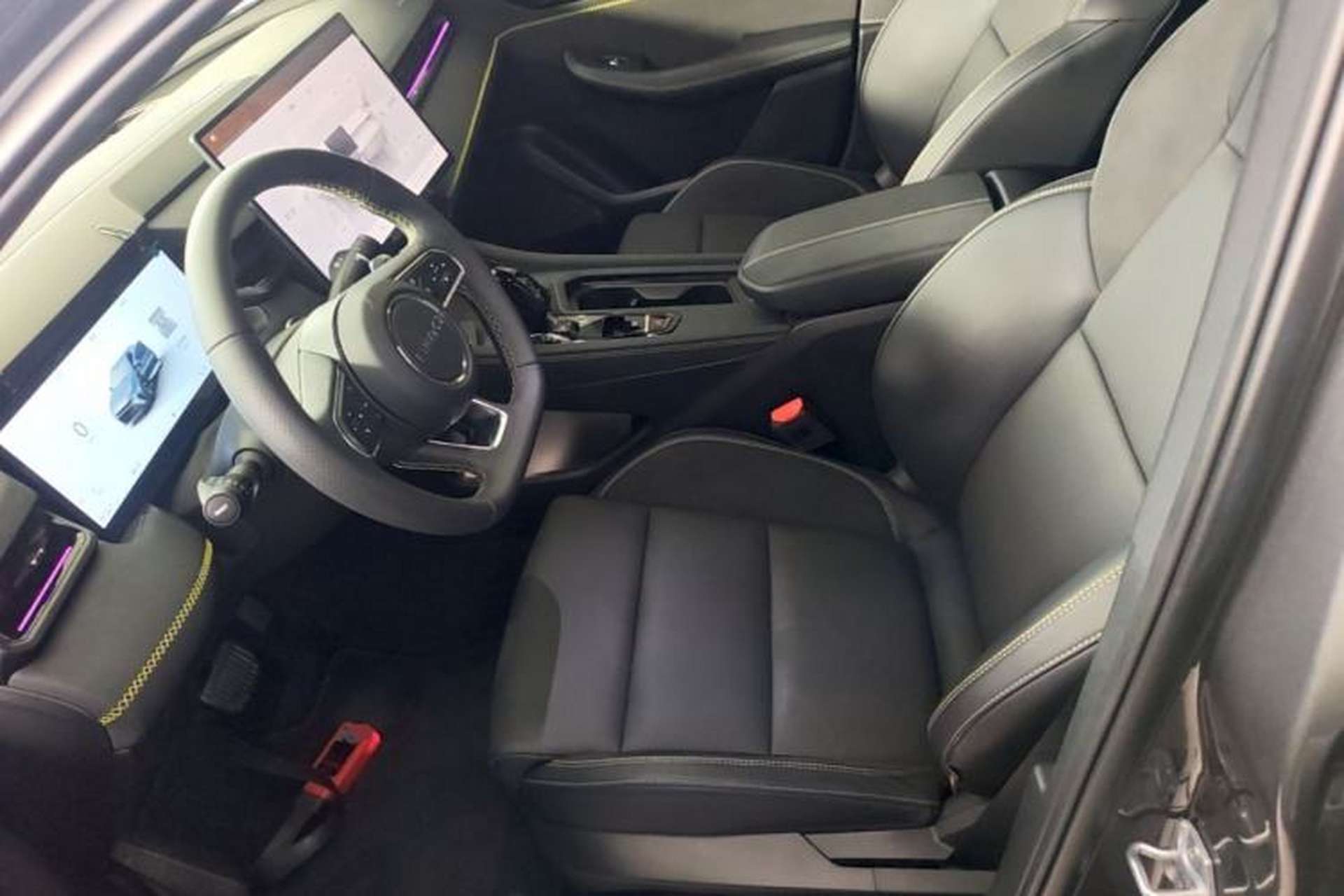Used Lynk & Co 03 2025 1.5TD DCT Champion Edition Pro Left Front Seat