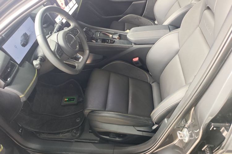 Used Lynk & Co 03 2025 1.5TD DCT Champion Edition Pro Left Front Seat