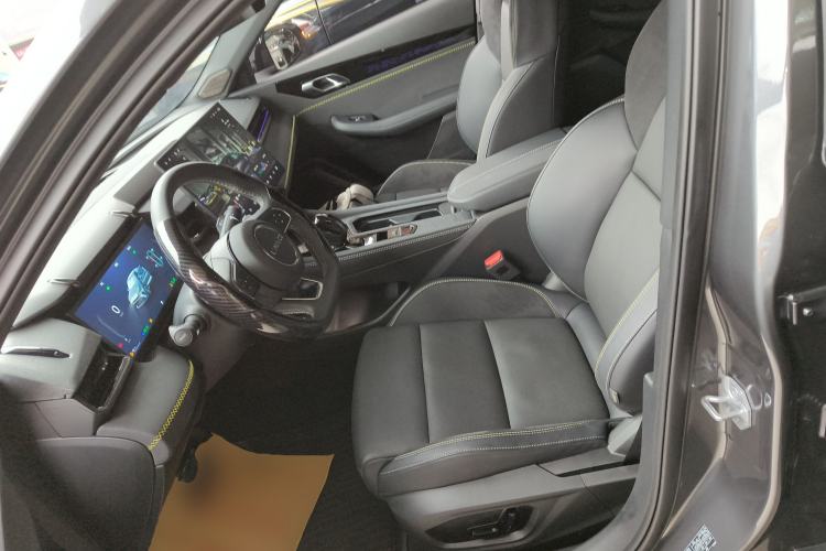 Used Lynk & Co 03 2025 1.5TD DCT Champion Edition Pro Left Front Seat