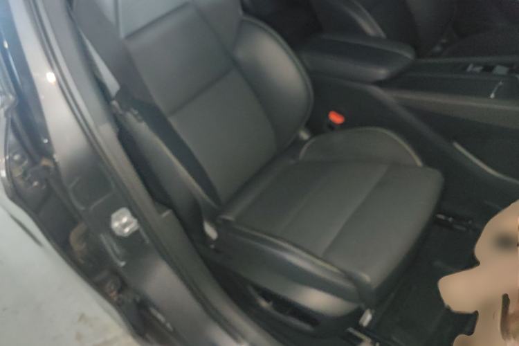 Used Lynk & Co 03 2025 2.0TD DCT Champion Edition Pro Right Front Seat