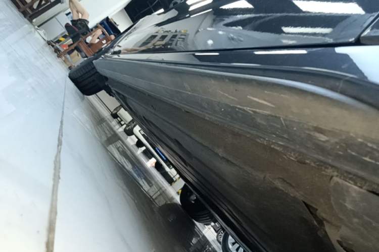 Used Lynk & Co 03 2025 1.5TD DCT Champion Edition Pro Right Side Sill