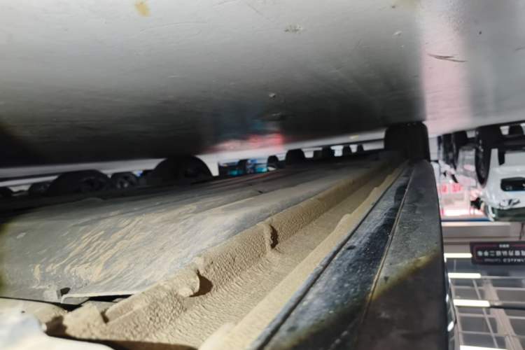 Used Lynk & Co 03 2025 1.5TD DCT Champion Edition Pro Right Side Sill